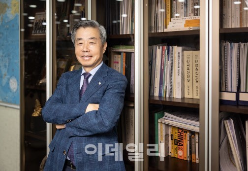 정병곤 동물약품협회장 “제약바이오 기업, 글로벌 플레이어 역할 기대”