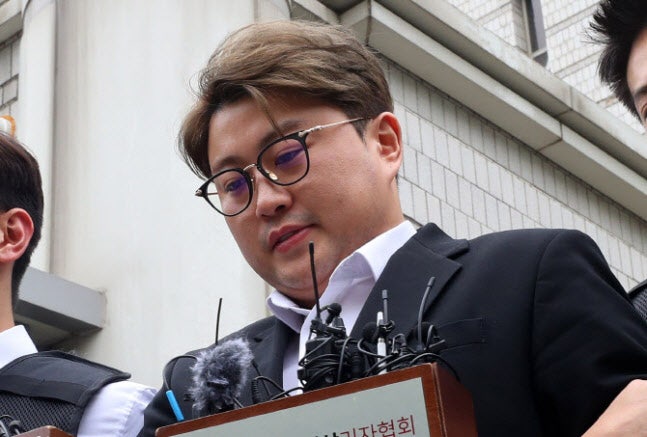춘천닭갈비에 요구르트…<b>김호중</b> 있는 ‘<b>서울구치소</b>’ <b>식단</b>에 “호강한다”