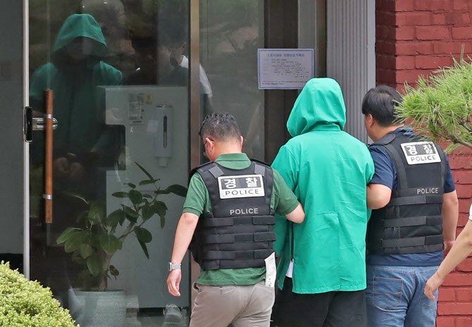 '<b>파타야 살인</b> 사건' 20대 공범 송환 나흘만 '구속'