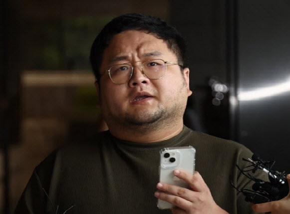 검찰, '<b>쯔양</b> 공갈 혐의' <b>구제역 압수수색</b>
