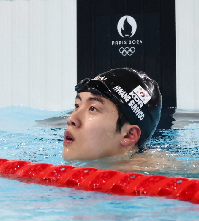 '아! 0.04초' <b>황선우</b>, 9위로 <b>자유형</b> 200m 결승행 무산[파리올림픽]