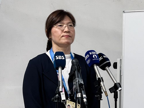 “국민실망 컸다”…<b>장미란</b> 차관, IOC <b>부위원장</b> 만나 재발방지 요청