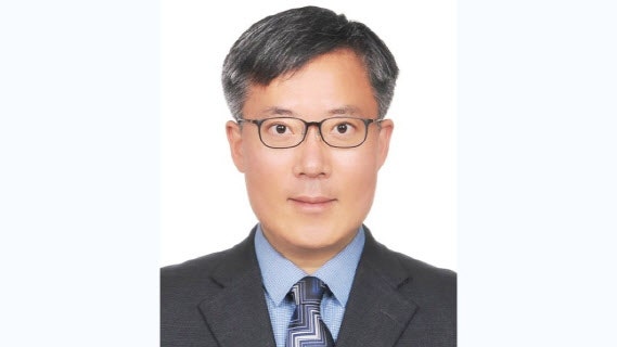 <b>법무부</b> 차관 <b>김석우</b>·대검 차장 <b>이진동</b>…尹 색채 짙어지나(종합)