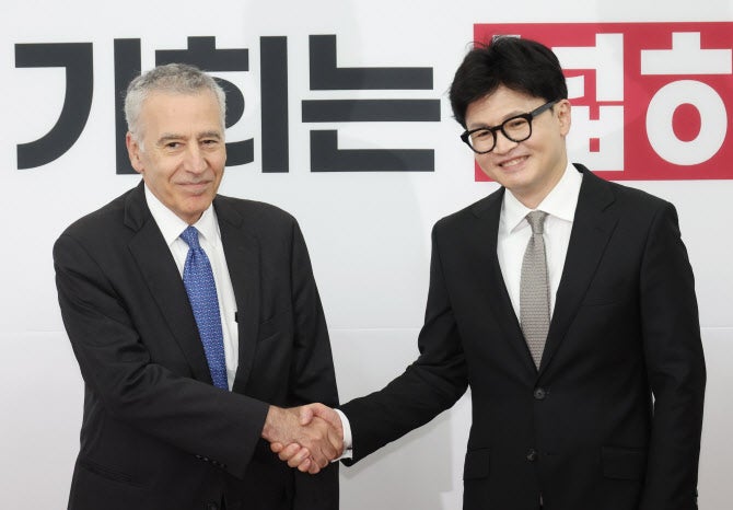 주미대사 만난 한동훈 “한미동맹 중심 평화·자유·민주주의 연대 강화...