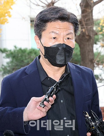 ‘이태원 참사’ 이임재 전 용산서장, 금고 3년…"사고 예견했어야"(상...