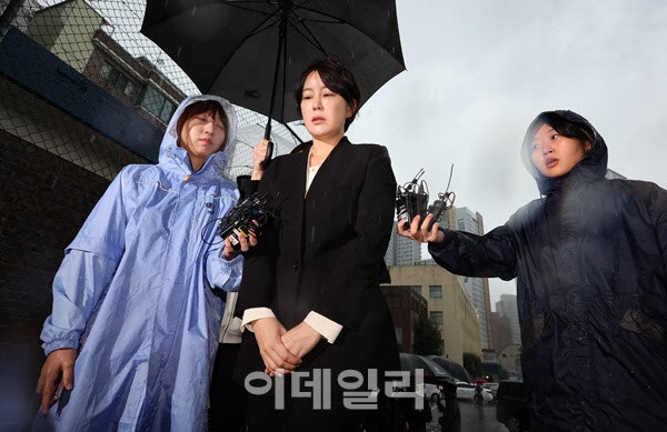 <b>문다혜</b>, 제주서 <b>불법 숙박업</b> 의혹...경찰 수사 중