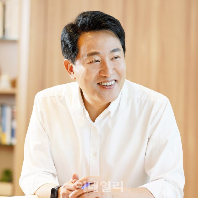 <b>오세훈</b> "<b>이재명</b> 대표 <b>무죄</b> 판결 촉구 '부끄러운 충성 경쟁'"