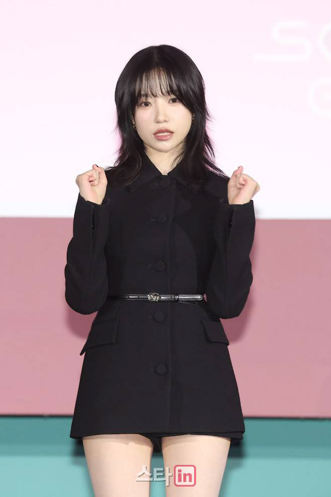 '오겜2' 조유리, '마스크걸' 감독 신작 <b>출연</b>?…"'<b>버라이어티</b>' <b>논의</b> 중"