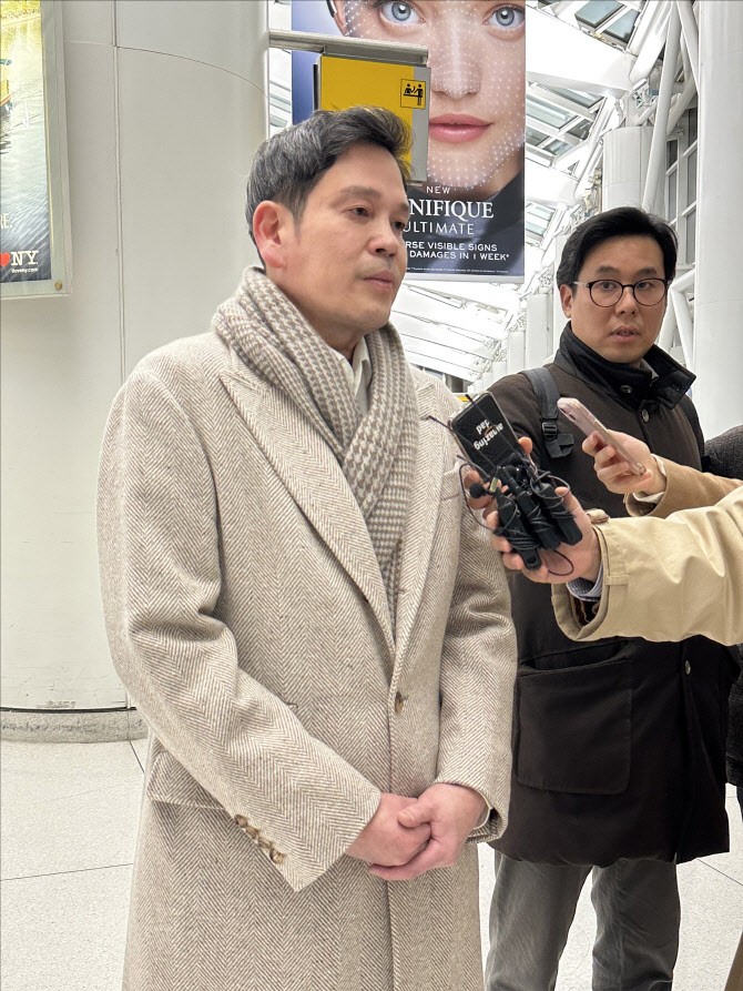 정용진 "<b>트럼프</b>주니어와 계속 만날 것..할 것 고민"(종합)