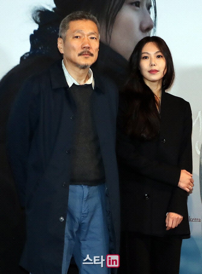 <b>김민희</b><b>홍상수</b> 상속도 주목..."'혼외자에게만' 유언 남기면"