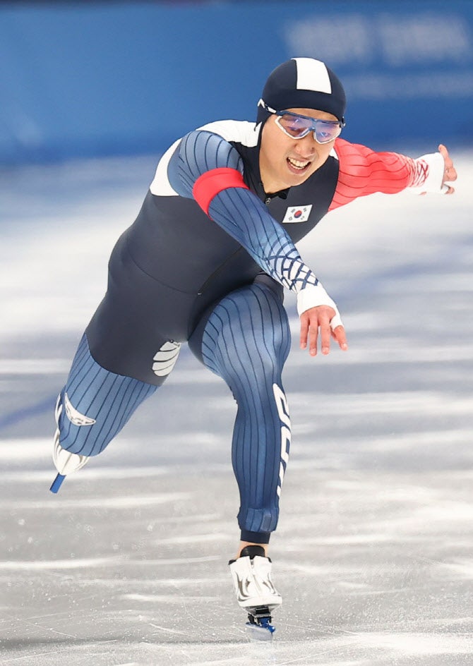 '빙속 단거리 간판' <b>김준호</b>, 남자 <b>500m 동메달</b>...대회 두 번째 메달