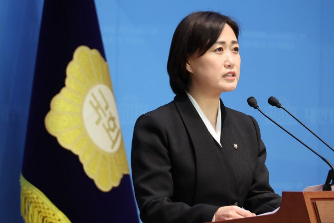 "폭력교사와 위기교사 달리 봐야"…野백승아, '<b>하늘이법</b>' 방향 제안