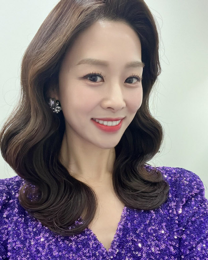장신영, <b>강경준 논란 후</b> 3년만 <b>복귀</b>…MBC 일일극 주인공 [공식]