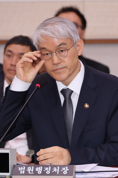대법 "尹<b>구속취소</b>, <b>즉시항고</b> 필요"…檢 향한 압박 거세질듯