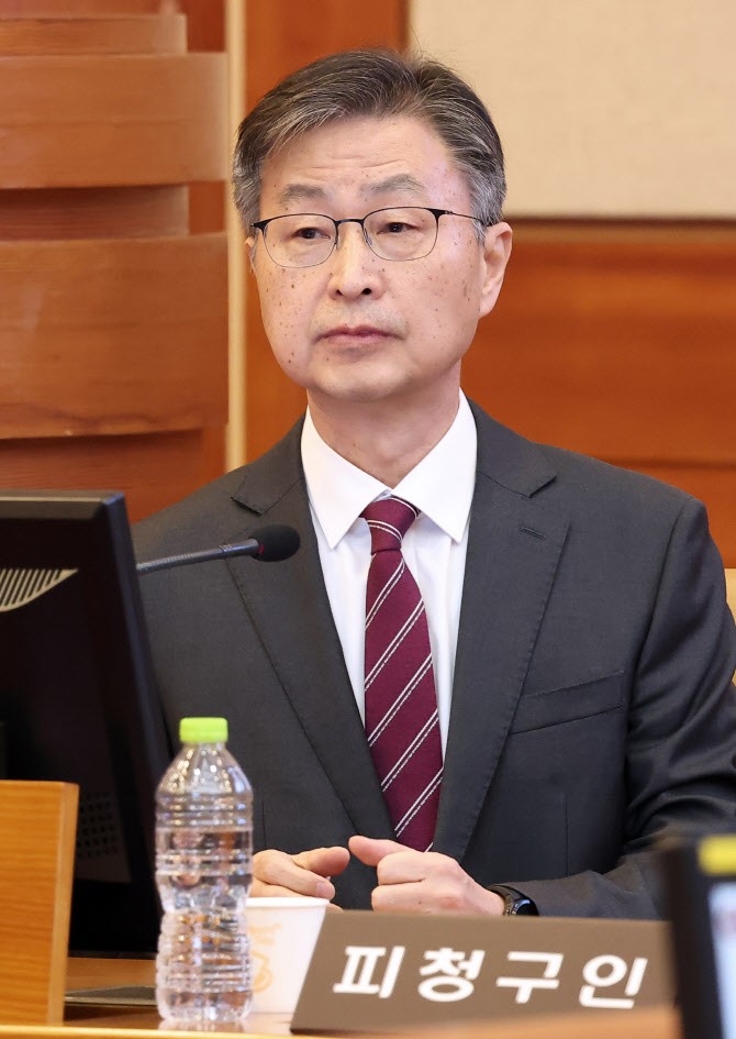 <b>최재해 감사원장</b> 98일만에 <b>직무 복귀</b>…탄핵 '기각'(상보)