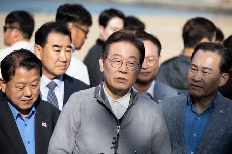 <b>이재명</b>, 나흘째 ‘<b>경청투어</b>’…<b>경북</b>·<b>충북</b>·강원 내륙 들린다