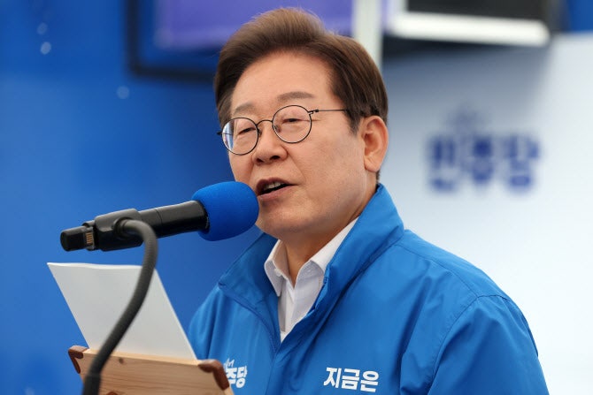 국힘, '<b>이재명 커피원가 120원</b> 비판' 김용태 고발하자 李 맞고발