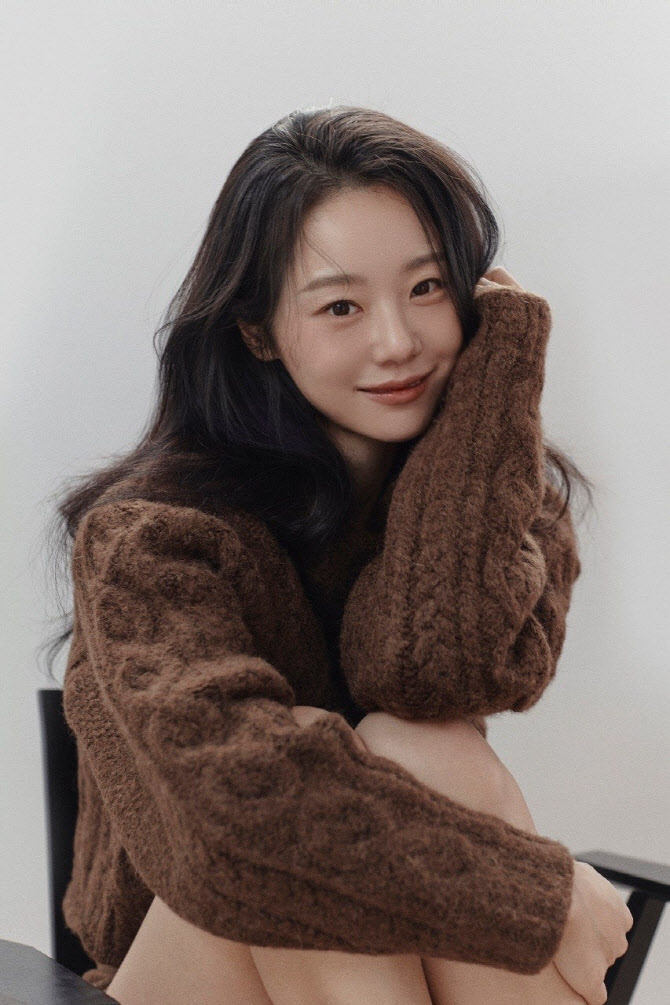 [단독]'데블스플랜' 히어로 <b>이시원</b>, 엄마됐다…깜짝 출산