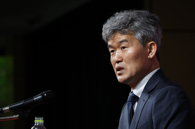 <b>광주</b> <b>징계</b>는 해제됐지만... 축구협회 “책임 통감하며 FIFA 답변 대기 중...