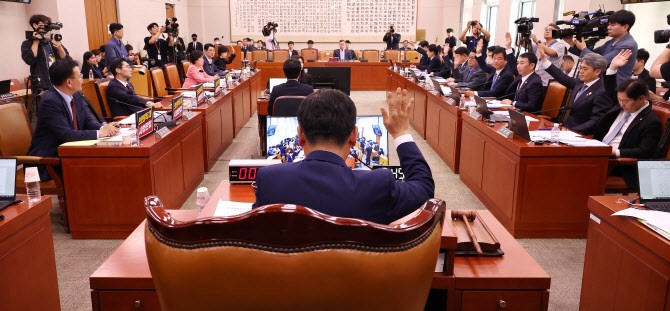 민주, 李 대통령 첫날 ‘<b>대법관 증원</b>법’ 법사위 처리 방침