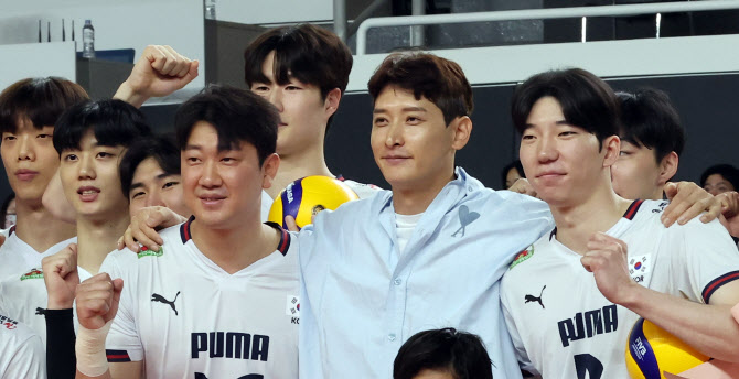 <b>남자 배구</b>, 세계 13위 <b>네덜란드</b>와 <b>평가전</b>서 1-3 역전패