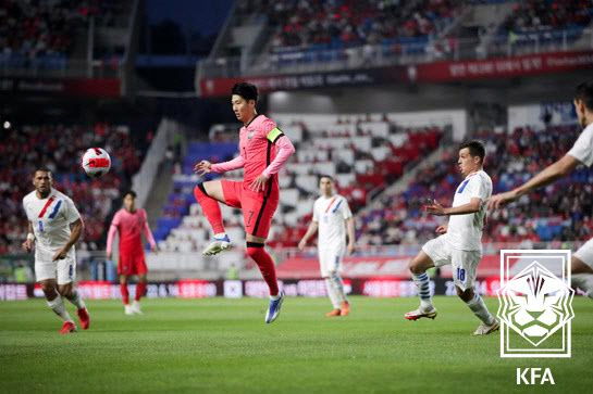 '11회 연속 WC 본선행' <b>홍명보호</b>, 남미 파라과이와 10월 <b>평가전</b>