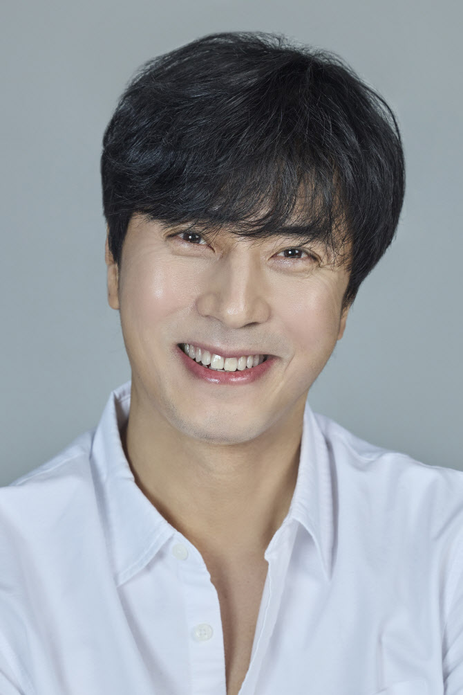 <b>한재석</b>, FN엔터테인먼트 <b>전속계약</b>