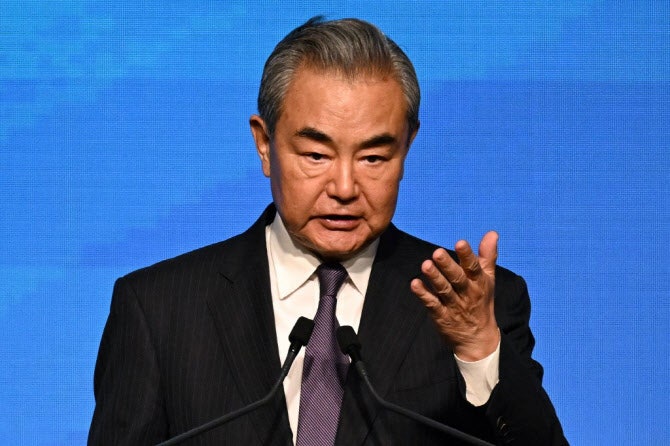 中 <b>왕이</b>, 내달 中-EU 정상회담 앞두고 <b>유럽 순방</b>길