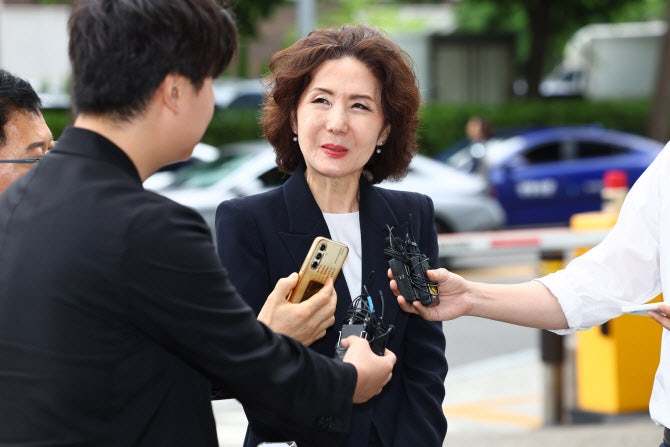 <b>이진숙</b> “서울대 10개 만들기, 지역대 동반 성장안”