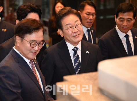 李대통령 "헌법 정비할 때…국회 ‘국민중심<b>개헌</b>’ 나서주길"