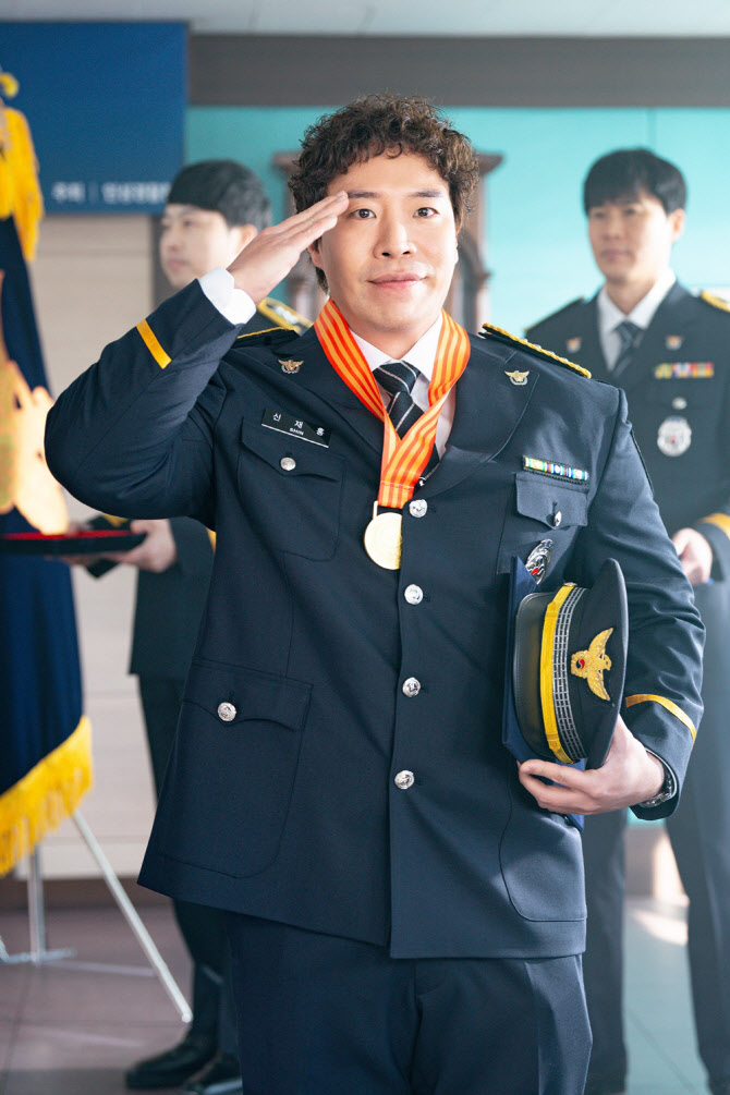 배우 <b>태원석</b>, 스펙트럼 넓혔다…'<b>굿보이</b>'로 성장