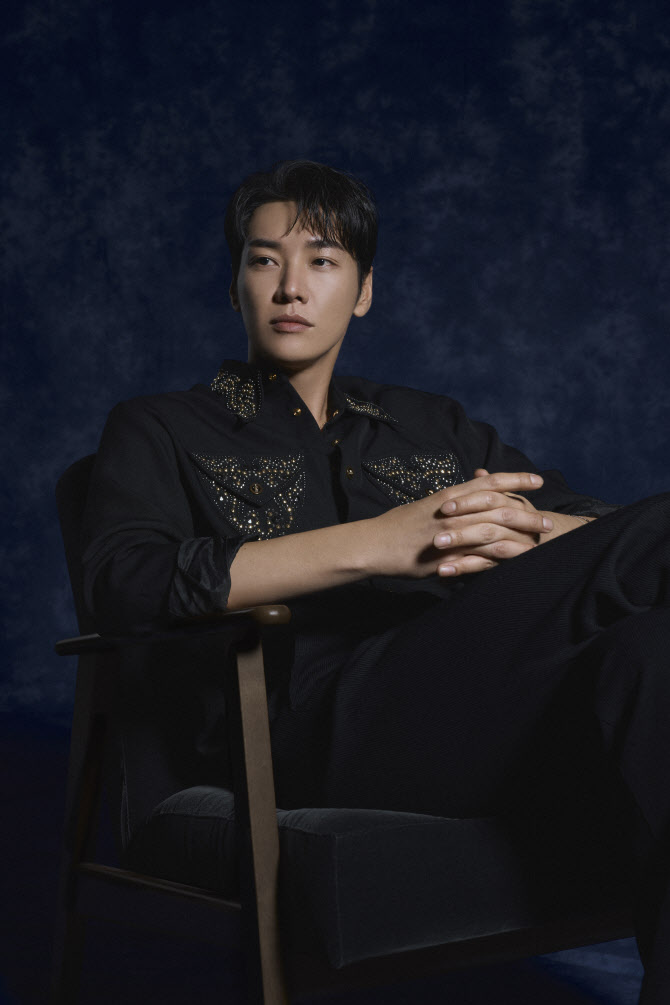 '트리거' 김영광 "인천 <b>총기 사고</b>, 안타깝지만 작품과 거리둬야"[인터뷰...