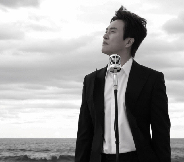 '<b>모친상</b>' <b>김정민</b>, 팬들이 모은 조의금 전액 <b>기부</b>