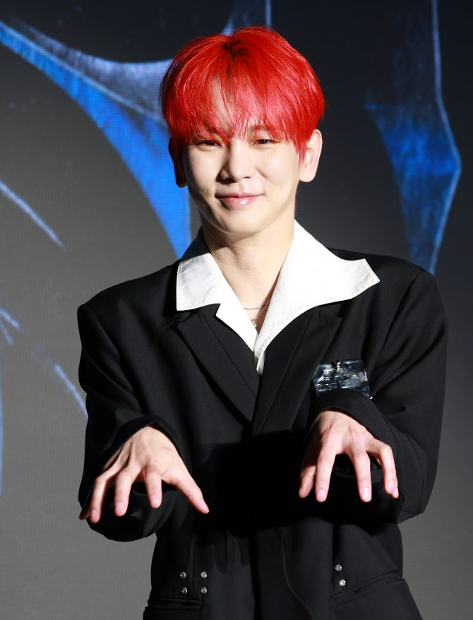 <b>샤이니</b> 키 "'<b>헌터</b>'로 컴백… '<b>케데헌</b>' 나올 줄 몰랐다"
