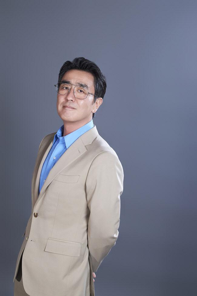 '<b>파인</b>' <b>류승룡</b> "<b>유노윤호</b>, 리딩 때 대본 안 가져와" [인터뷰]①