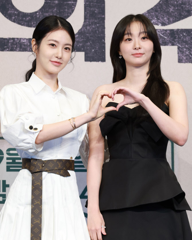 '<b>백번의 추억</b>' <b>신예은</b> "<b>김다미</b> 연기에 감탄…대단한 배우"