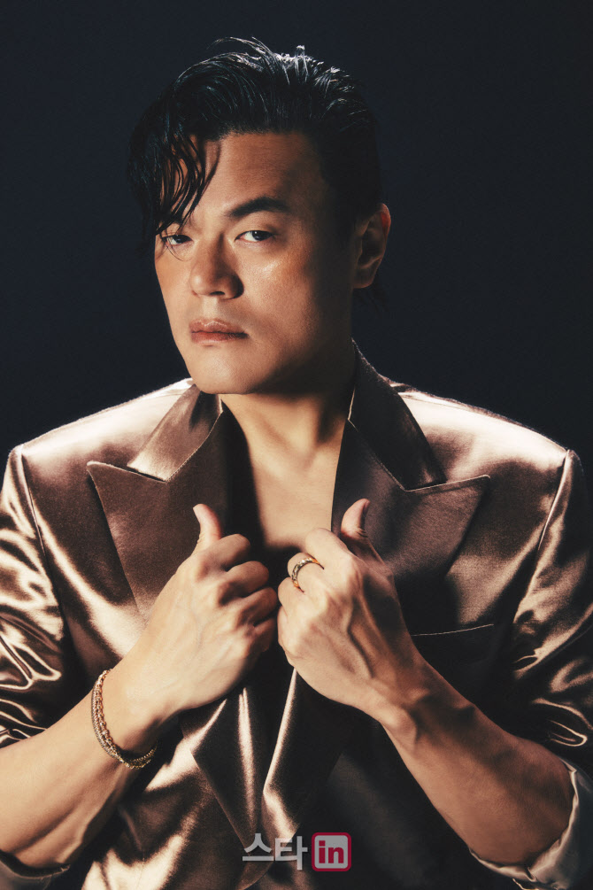 'JYP' <b>박진영</b> 장관급 위원장 내정에 美<b>빌보드</b>도 <b>주목</b>