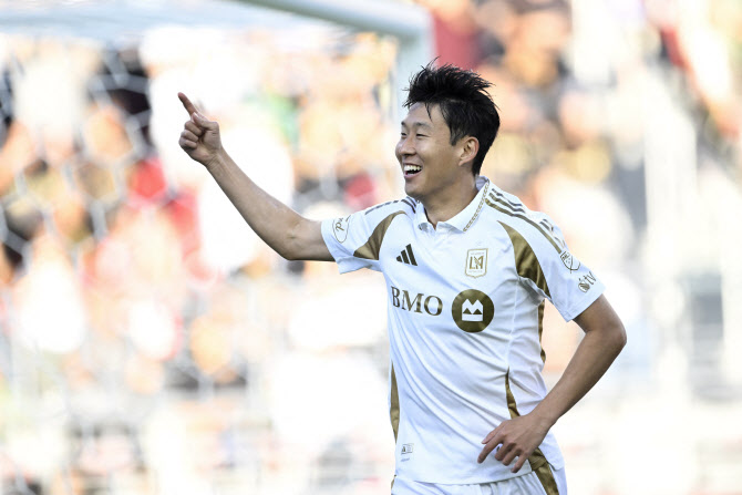 <b>손흥민</b>, 경기 시작 <b>52초</b> 만에 득점포…MLS 2호 <b>골</b>