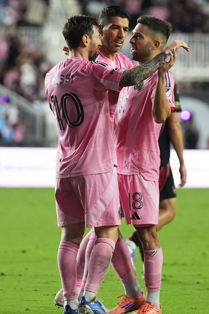 <b>메시</b>, 아르헨 대표팀 소집 중 MLS 경기 출전 멀티골...<b>득점 선두</b> 도약
