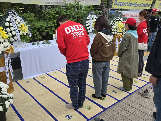 '<b>김건희 특검</b>' 앞 공무원 분향소...국힘 "강제 부검" 비판