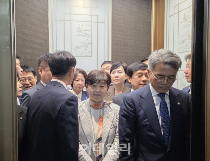"李재판 기록 보겠다"…與, 막무가내 '대법 <b>현장검증</b>' 시도