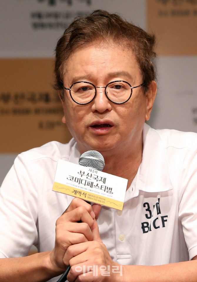 故 <b>전유성</b>·김해숙·<b>이병헌</b>·지드래곤 등 <b>문화훈장</b> 받는다