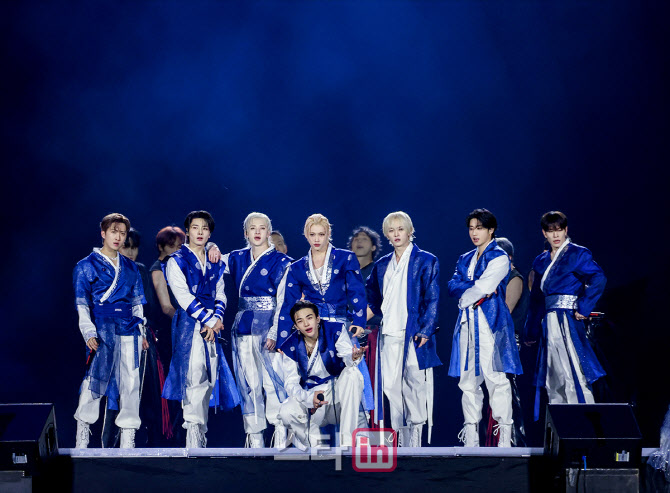 <b>스트레이 키즈 새 앨범</b> 더블 타이틀곡은 '두 잇'·'신선놀음'
