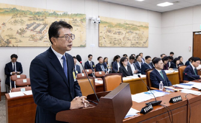 장상윤 전 수석 “<b>김건희</b>와 통화했지만 <b>학폭</b> 얘기 없었다”