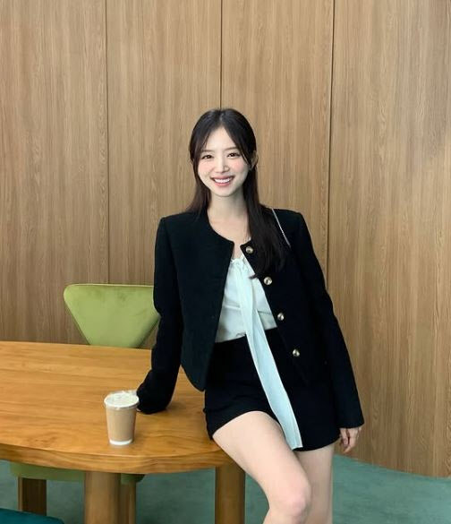 '<b>하트시그널</b>4' <b>김지영</b>, <b>열애</b> 공개…남자친구는 누구?