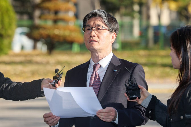 <b>오동운 공수처장</b> "<b>직무유기</b> 안했다…제식구 감싸기 아닌 내치기"