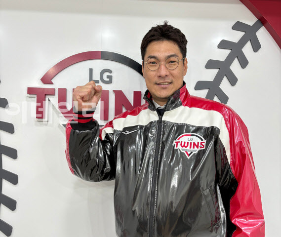LG에 팔꿈치 인대 바쳤던 '롸켓' <b>이동현</b>, 친정팀 <b>투수코치</b>로 컴백