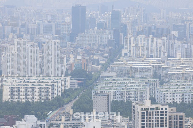<b>오세훈</b>표 주택정책 때린 與…"신통기획은 깡통계획"