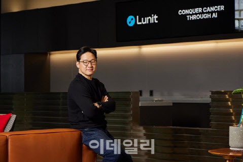 0006170110_001_20251124073608256.jpg?type=w800