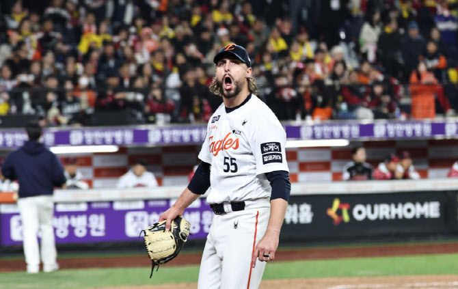 <b>한화</b> <b>와이스</b>, <b>MLB</b> 휴스턴행 눈앞... "메디컬 테스트 중"